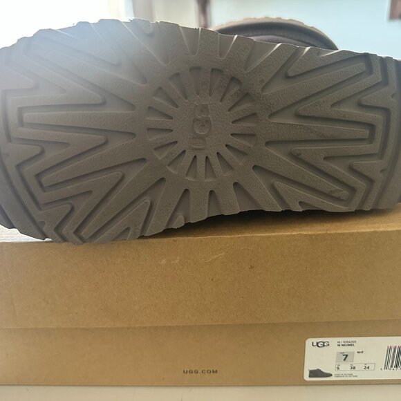 Purple Ugg Lace Up Boots - Picture 3 of 4